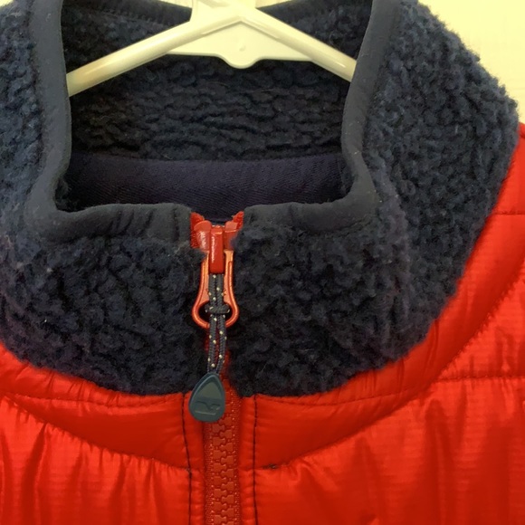 Men Vineyard Vines Vest - Picture 2 of 7